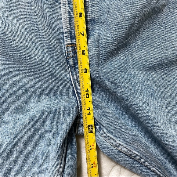 H&M 90s Baggy Lightwash Jeans - Picture 5 of 11